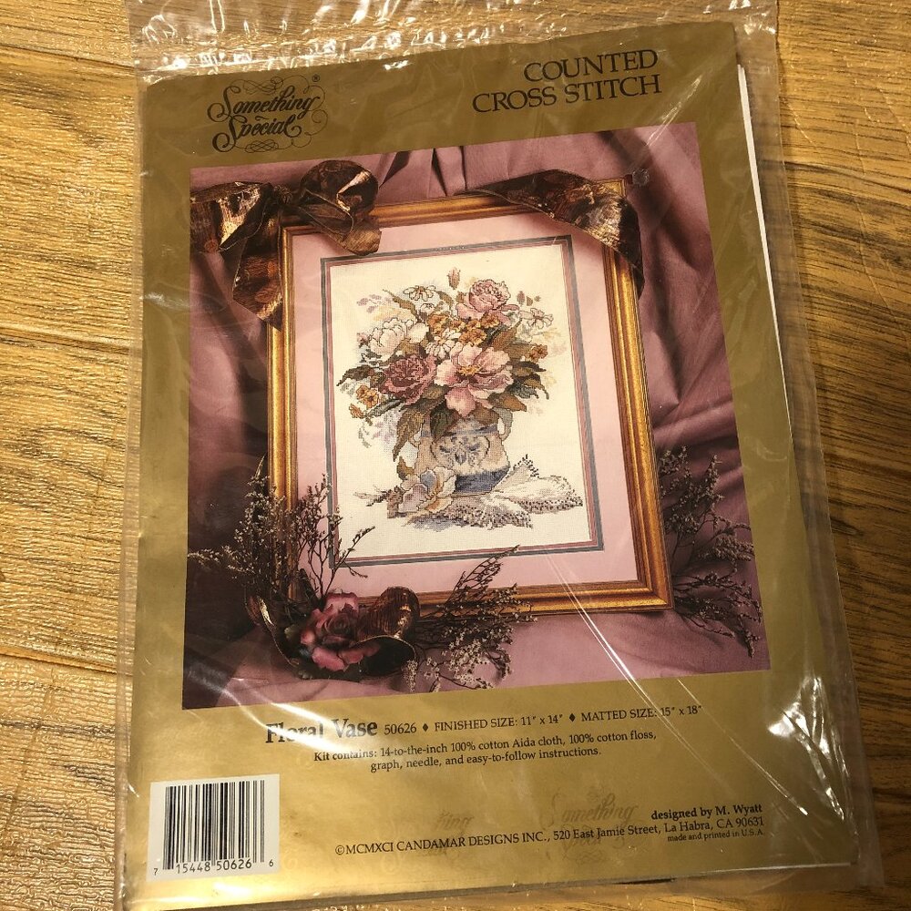 Something Special Vintage floral vase in soft pink for framing or pillowcase
